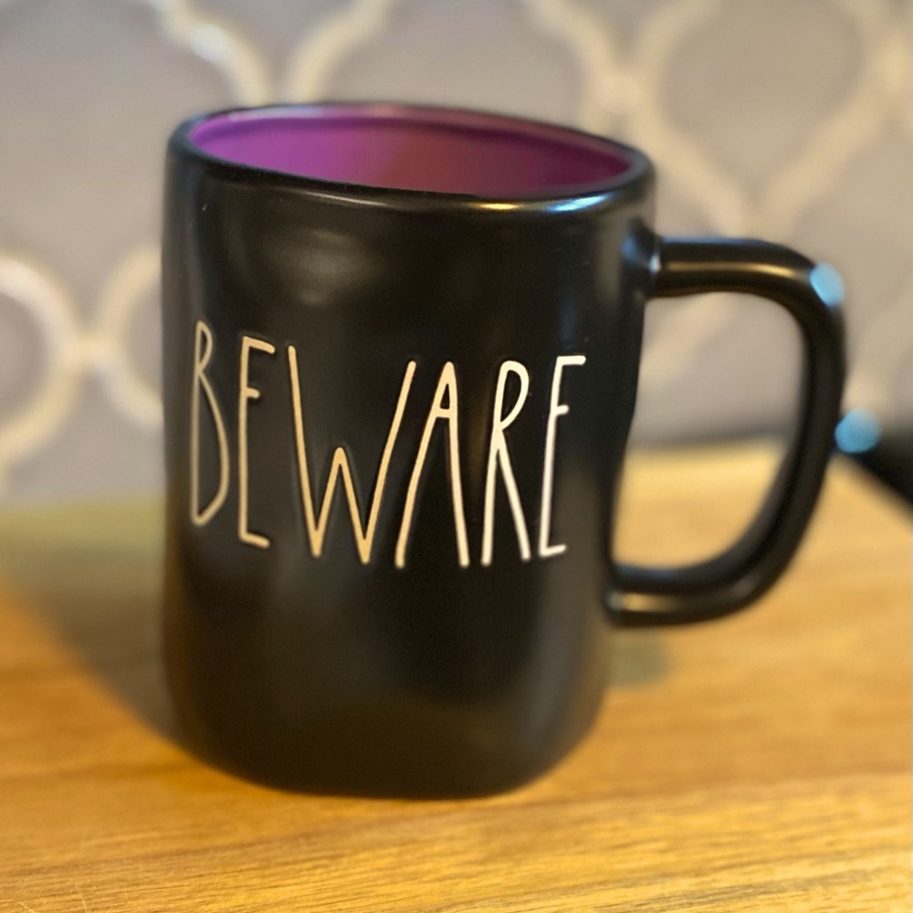 The Ray Dunn "Beware" mug
